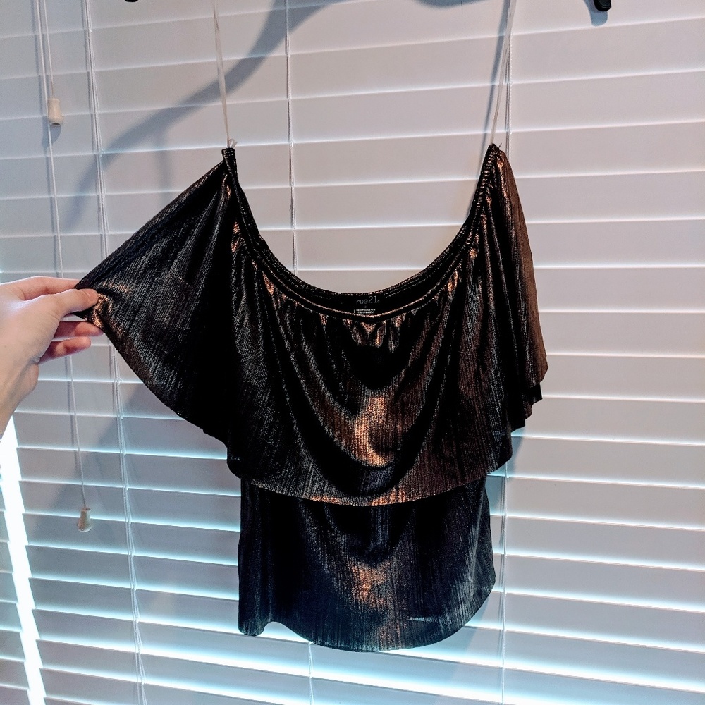 Stretchy off the shoulder Gold Top